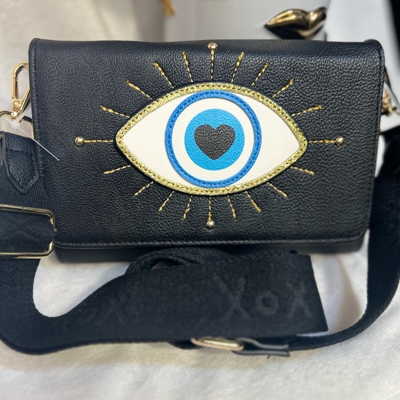 👁️💙🖤 Betsey Johnson XOSYBIL-F Black Faux Leather Eye Crossbody Bag NWT👁️💙🖤 - Picture 6 of 14